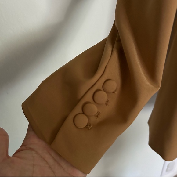 Torrid Longline Tan Brown Blazer size 2 (2X) - Picture 5 of 9